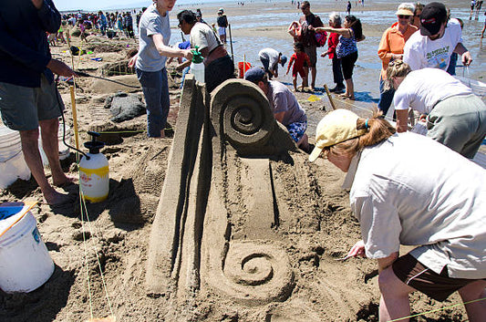 throw an awesome beach party