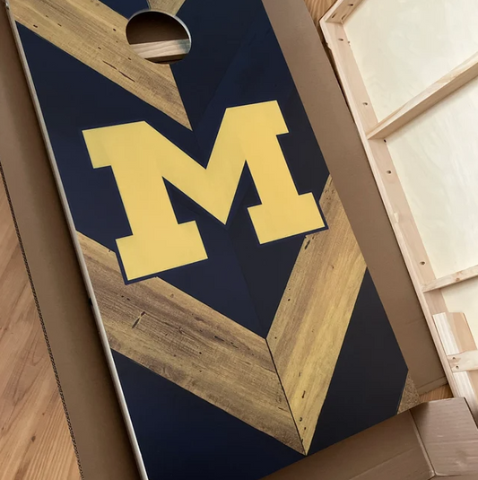 Michigan custom cornhole boards