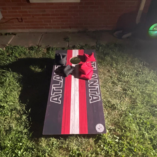 outdoor garden cornhole