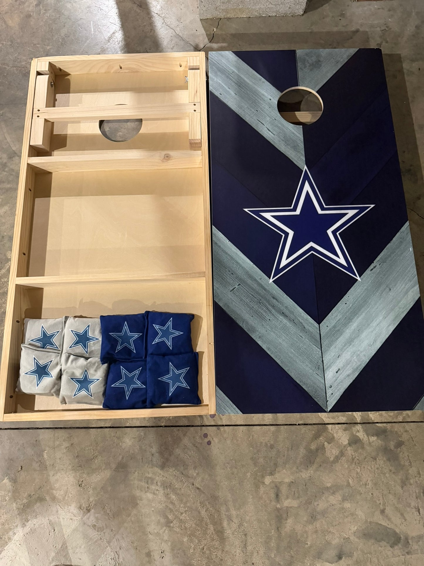 Scratch & Dent - Dallas Cowboys #6 Cornhole Boards with Bags