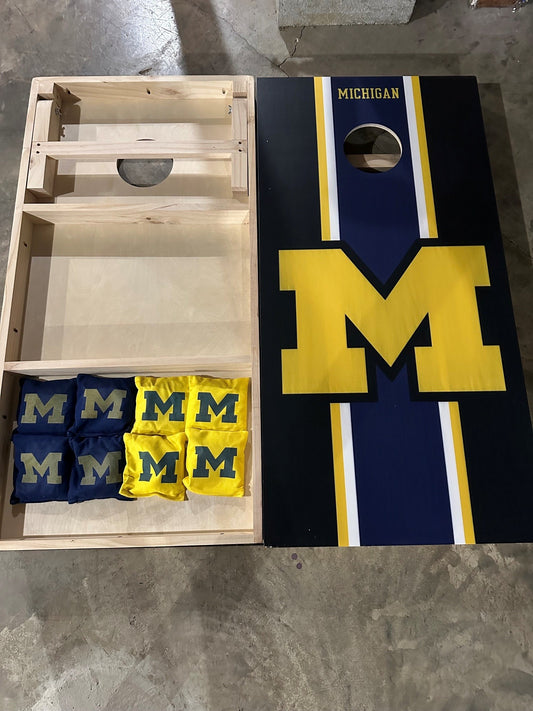 Scratch & Dent - Michigan Cornhole Boards with Logo Bags