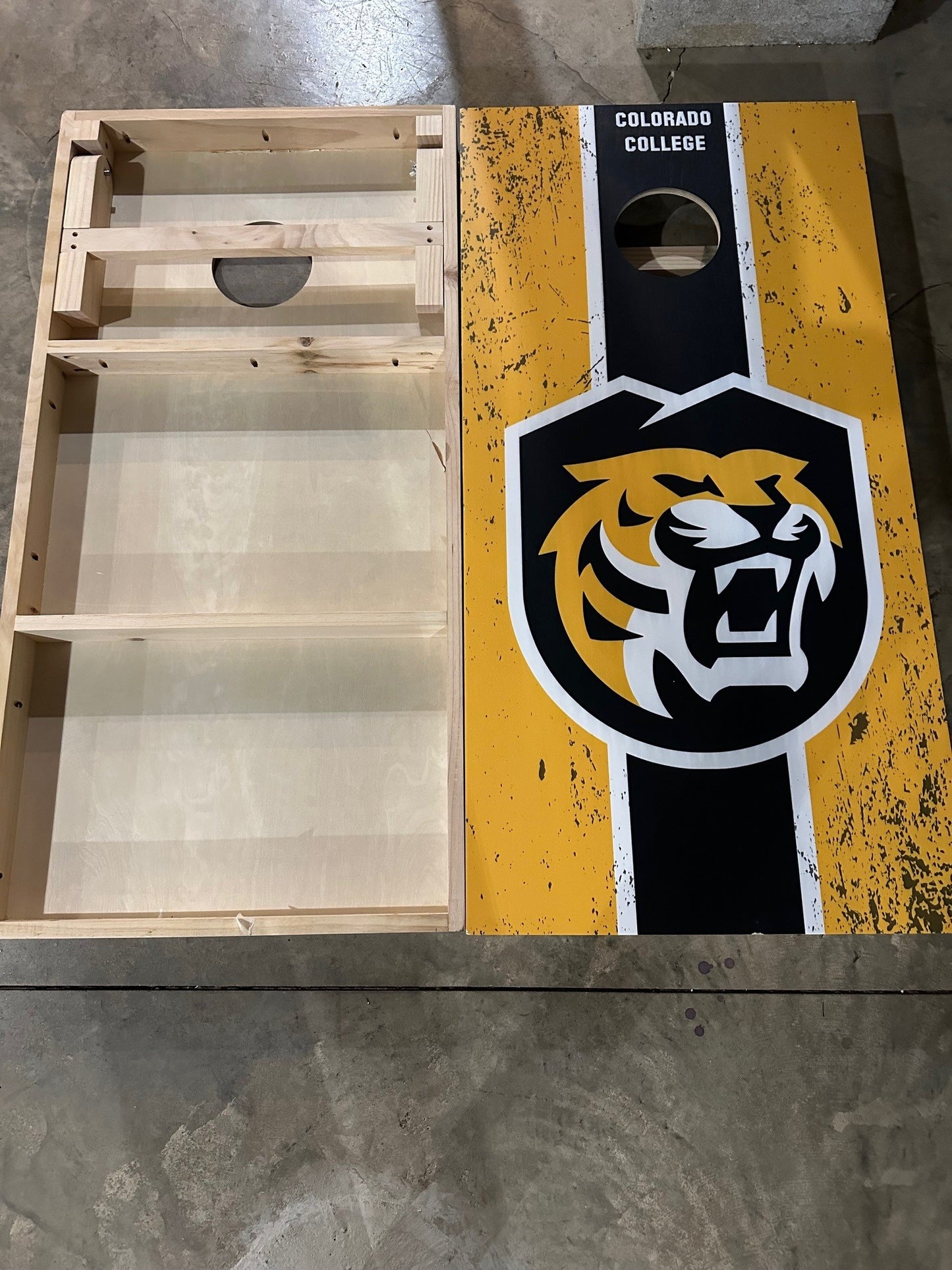 Scratch & Dent - Colorado College Tigers NCAA #2 Cornhole Boards