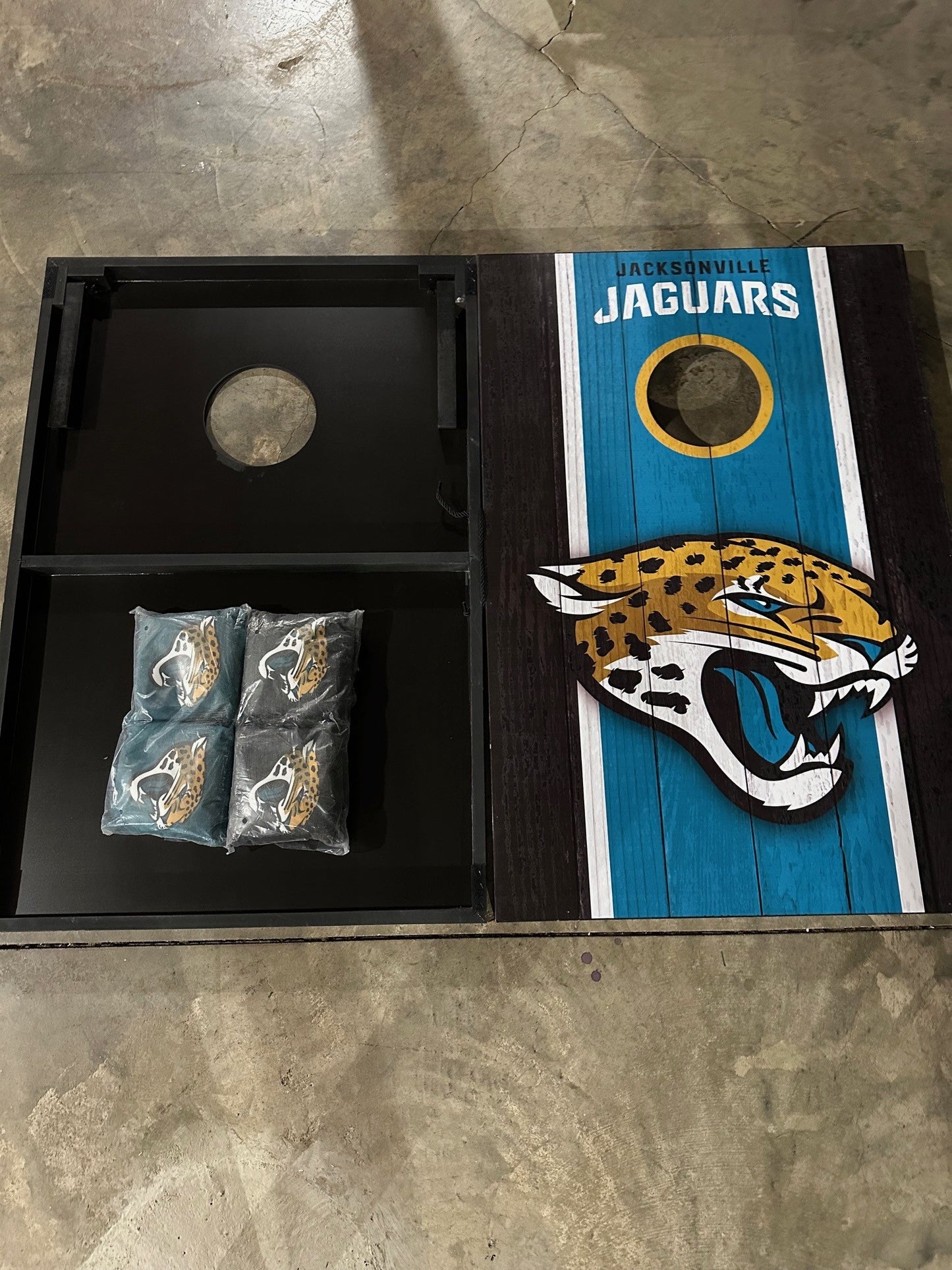 Scratch & Dent - Jacksonville Jaguars Compact 2x3 Cornhole Set